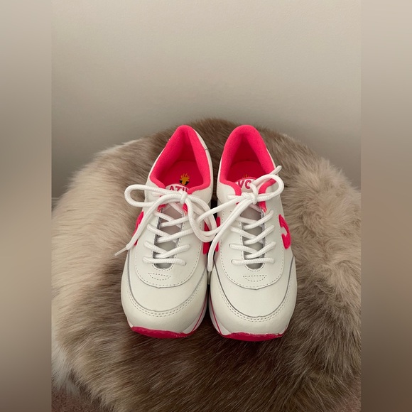 Volatile Platform Sneakers - Picture 3 of 7